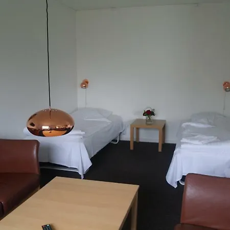 Emmaus Auberge de jeunesse *