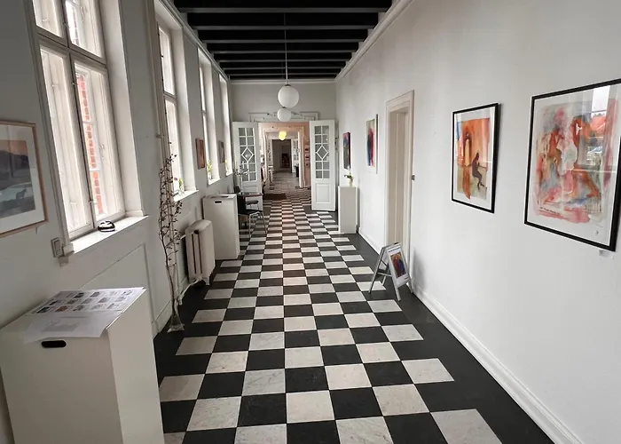 Emmaus Хостел Haslev