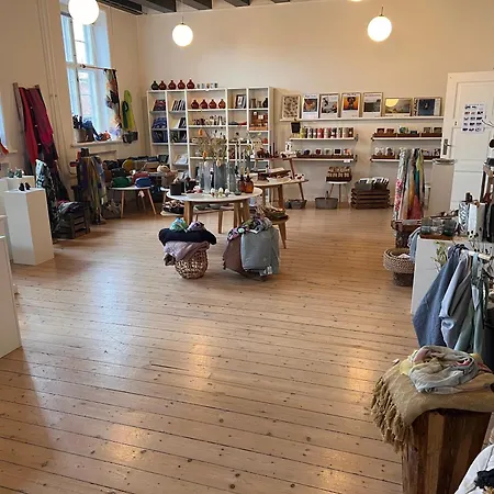 旅馆 伊冒斯旅馆