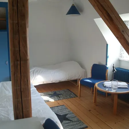 伊冒斯旅馆 Haslev